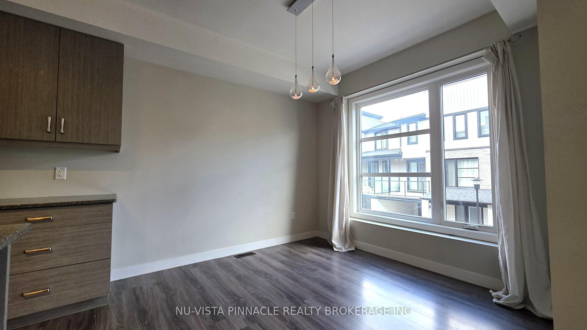 Photo 14 of 923 Georgetown Drive, London, North M — HOMEH