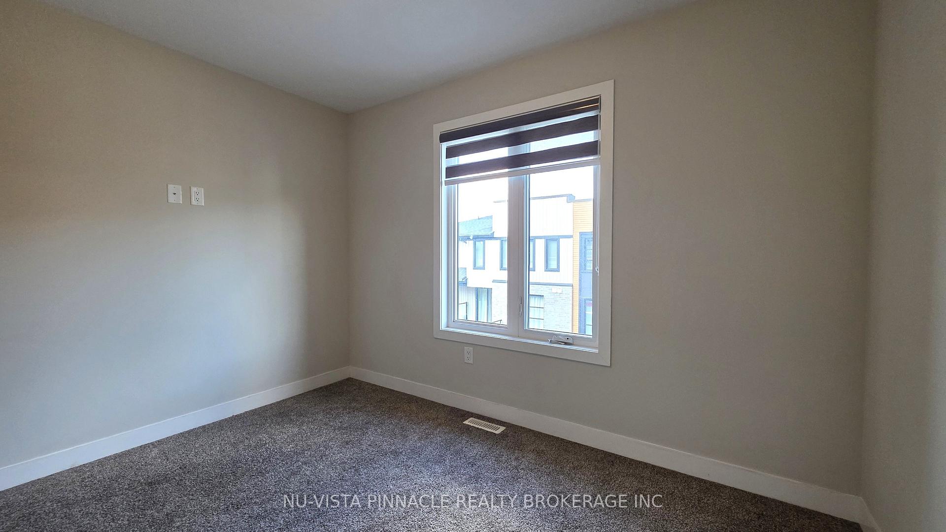 Photo 36 of 923 Georgetown Drive, London, North M — HOMEH