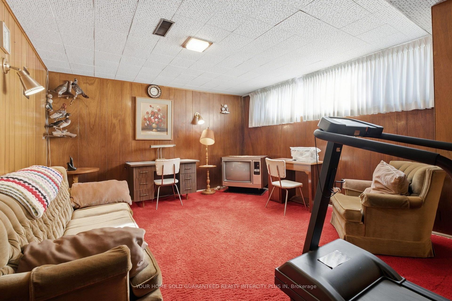 Photo 24 of 14 Tyler Place, Etobicoke, Kingsview Village-The Westway — HOMEH