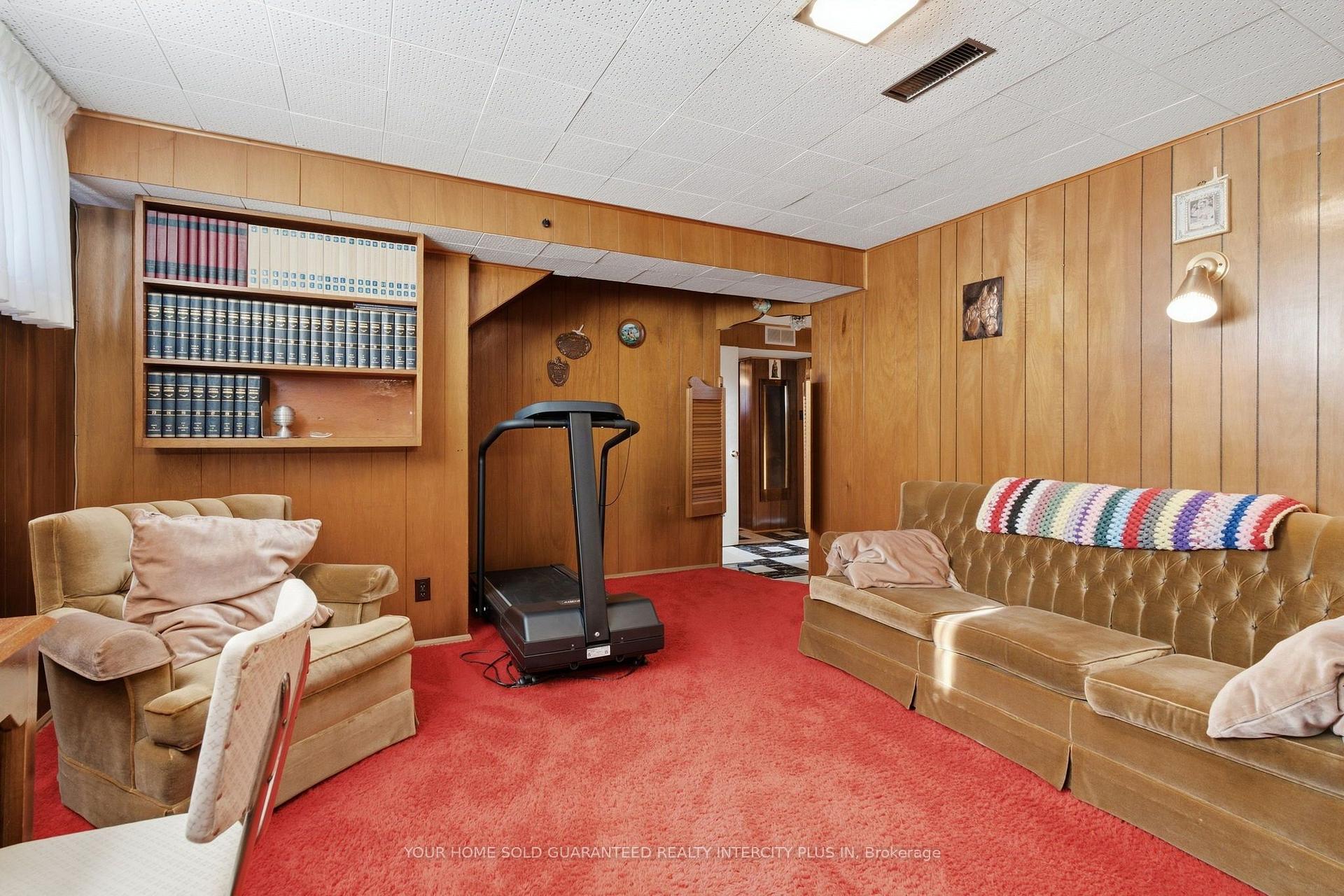 Photo 25 of 14 Tyler Place, Etobicoke, Kingsview Village-The Westway — HOMEH