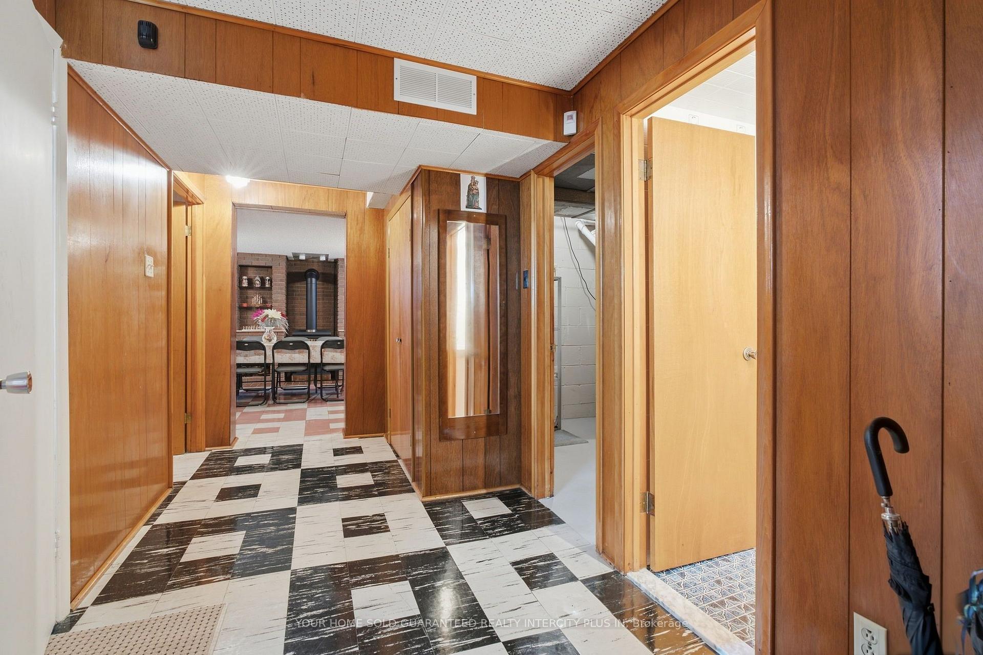 Photo 27 of 14 Tyler Place, Etobicoke, Kingsview Village-The Westway — HOMEH