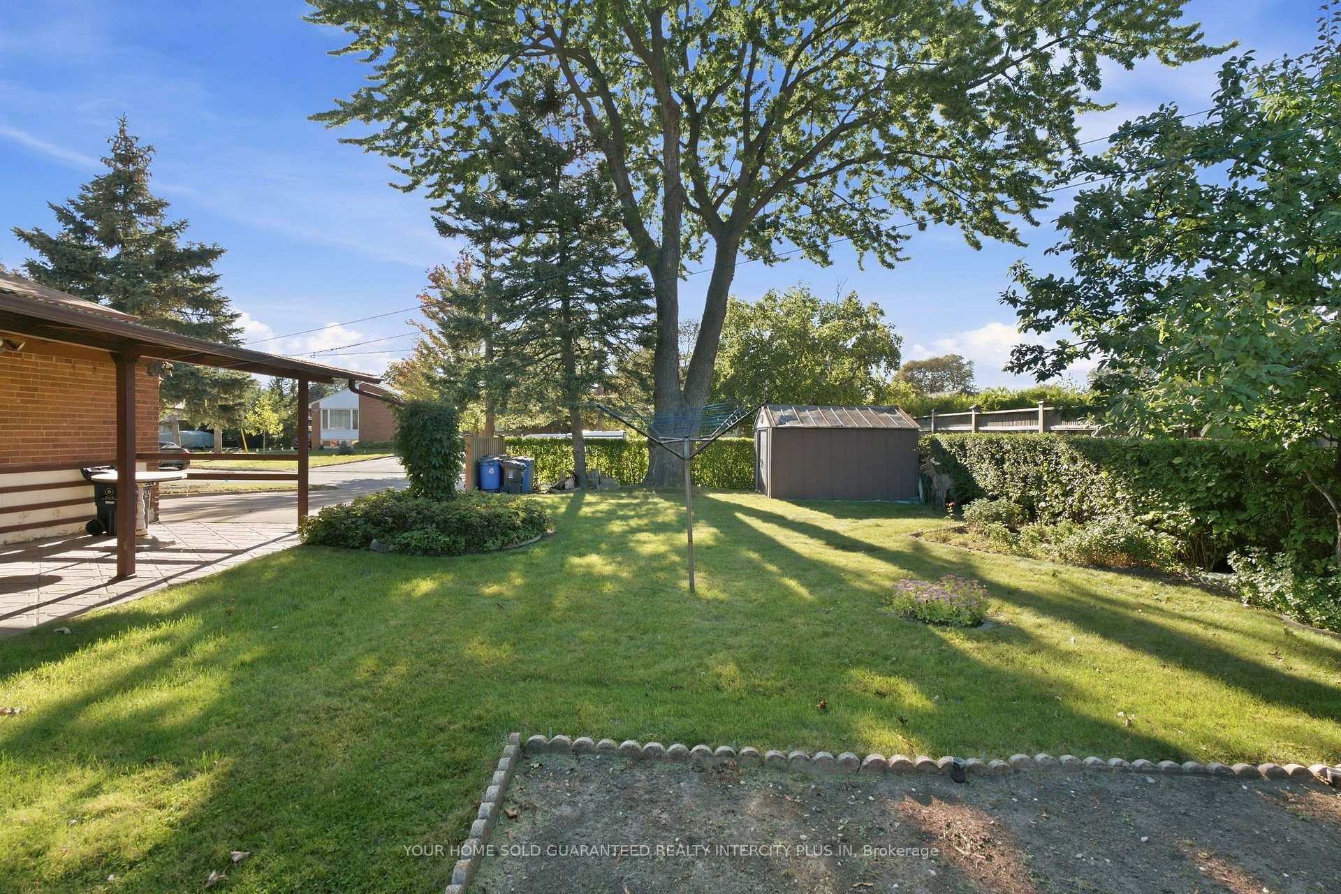 Photo 43 of 14 Tyler Place, Etobicoke, Kingsview Village-The Westway — HOMEH