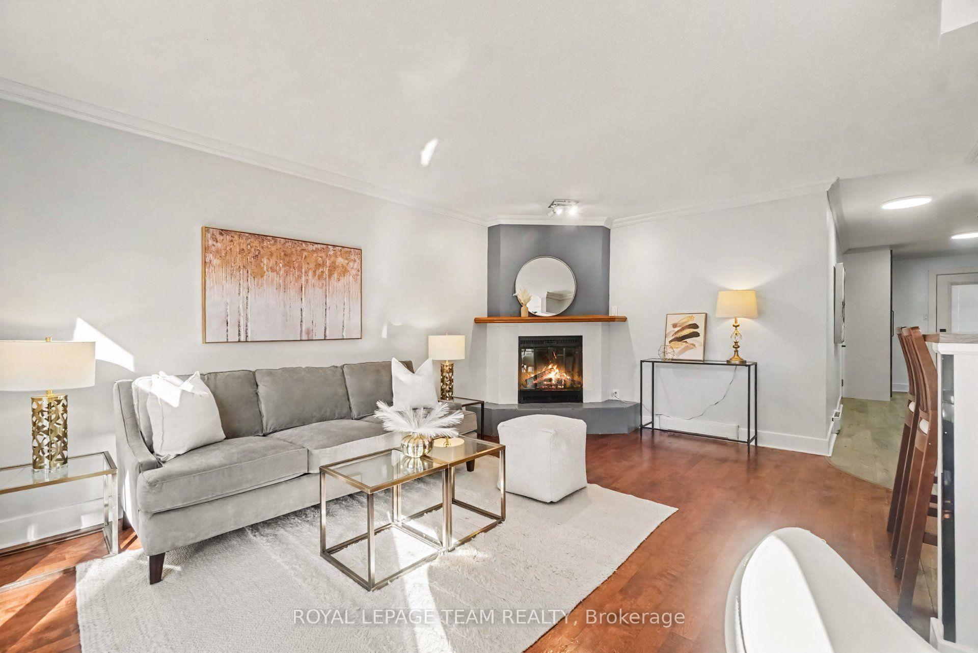 Photo 7 of Unit C, 8 Arnold Drive, Ottawa, Arbeatha Park — HOMEH