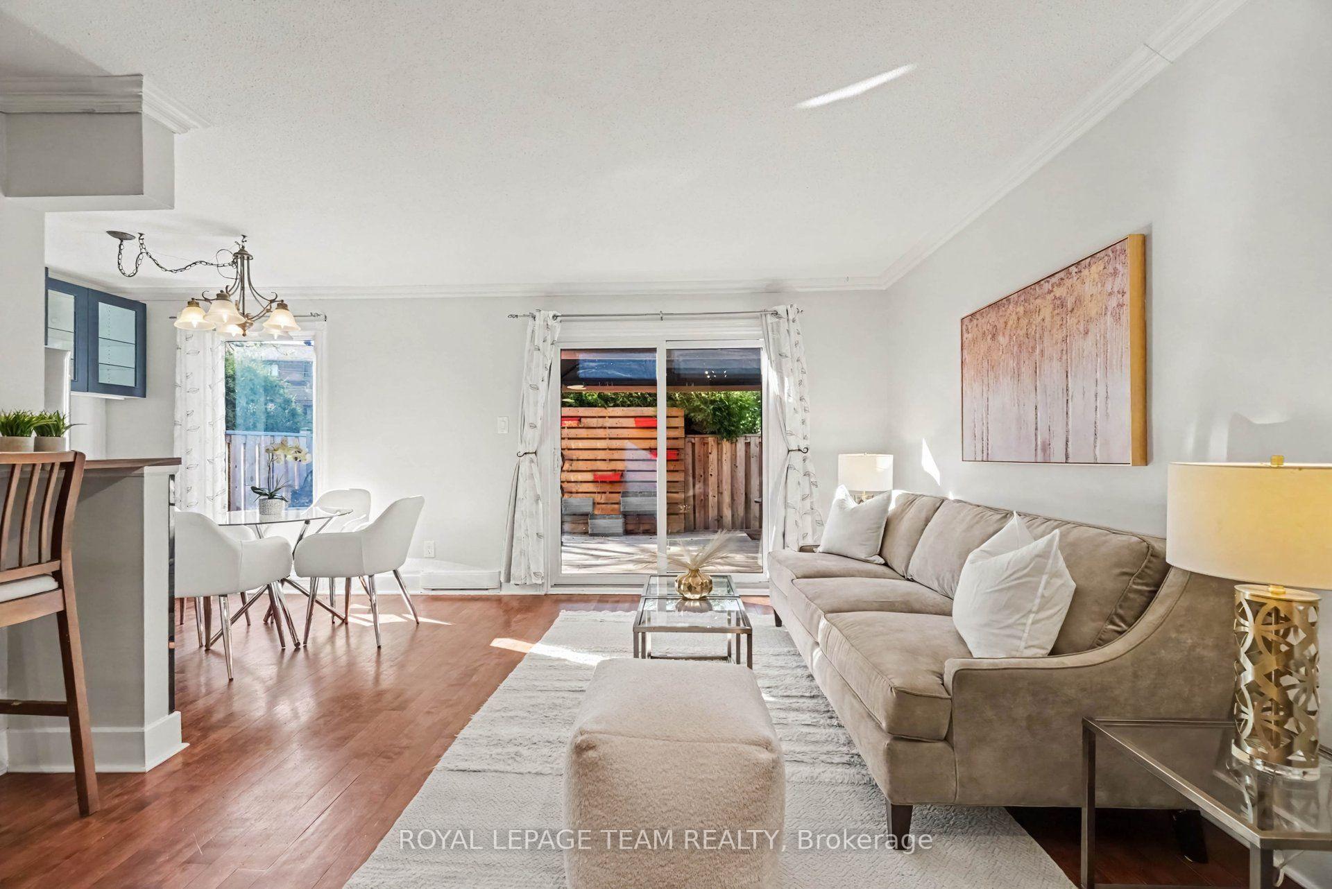 Photo 8 of Unit C, 8 Arnold Drive, Ottawa, Arbeatha Park — HOMEH