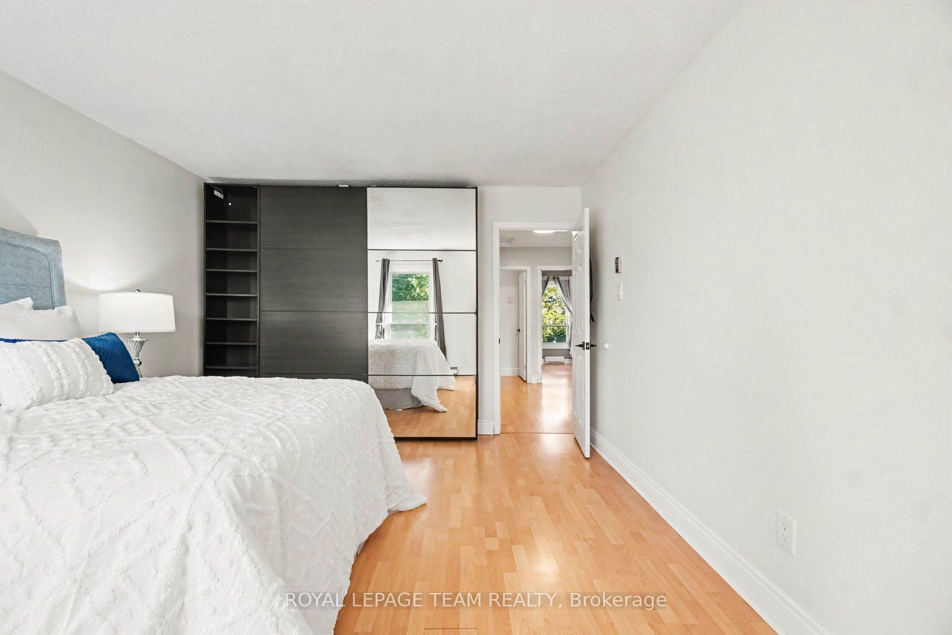 Photo 20 of Unit C, 8 Arnold Drive, Ottawa, Arbeatha Park — HOMEH