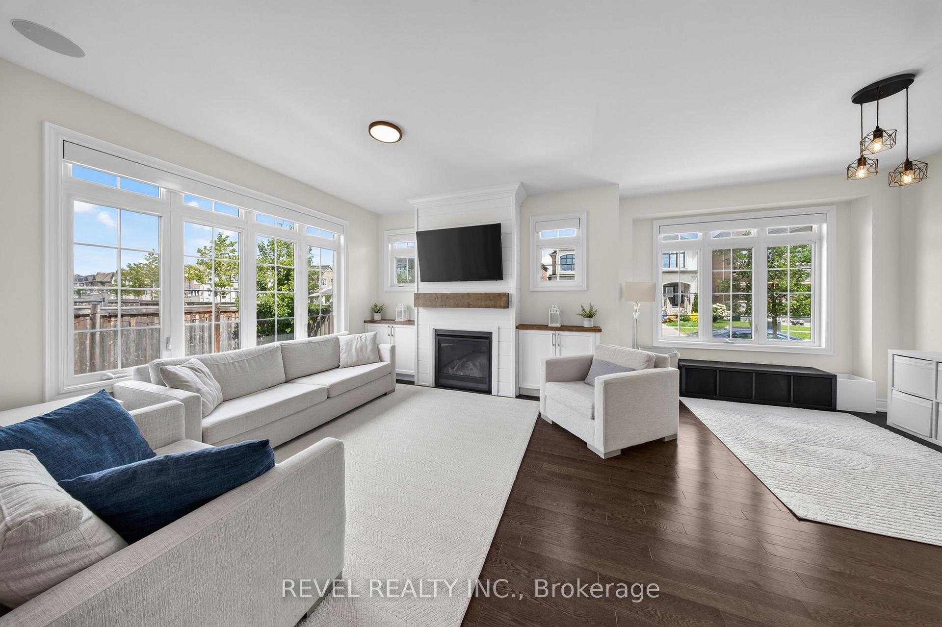 Photo 9 of 455 Ramsey Place, Milton, Ford — HOMEH