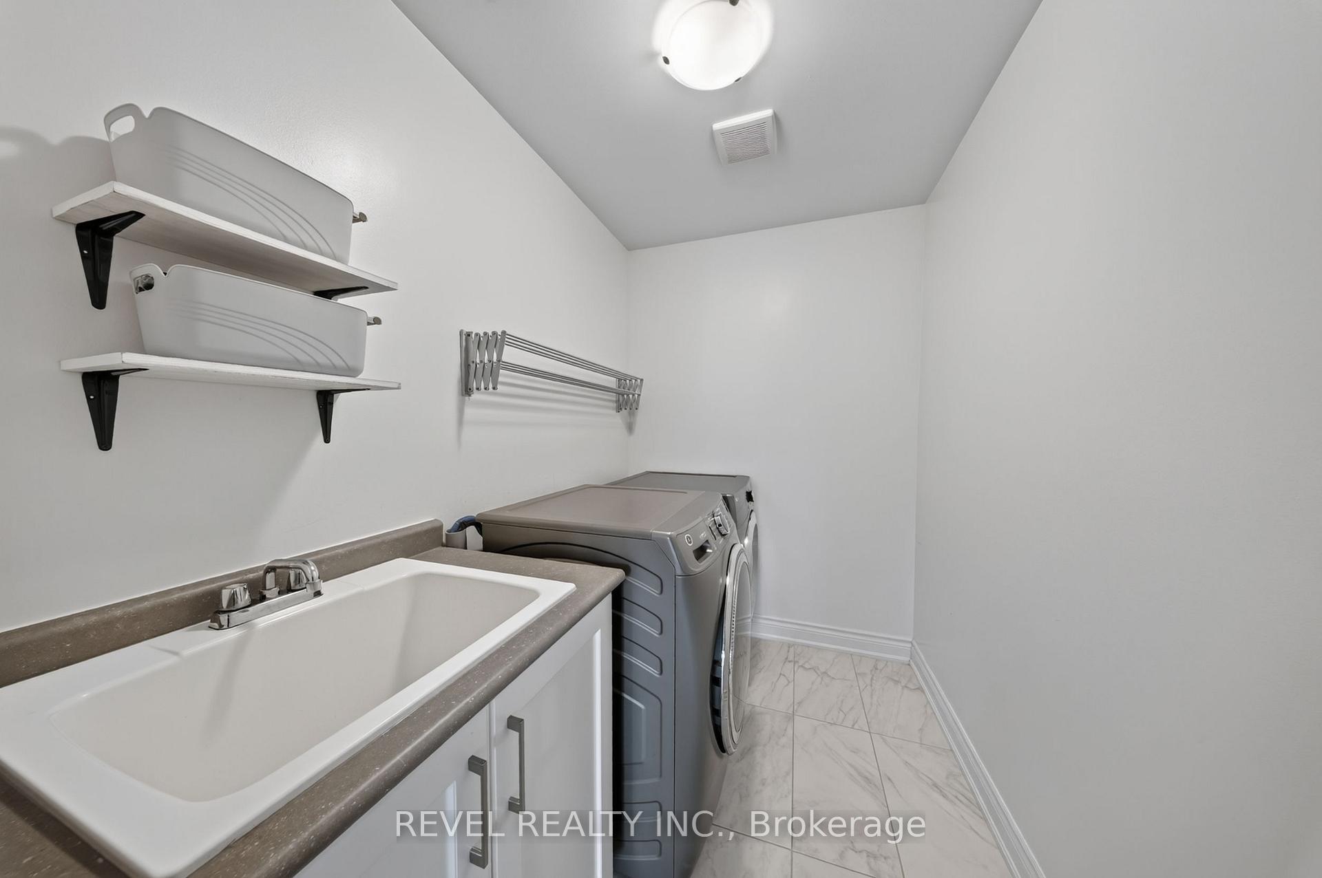 Photo 15 of 455 Ramsey Place, Milton, Ford — HOMEH