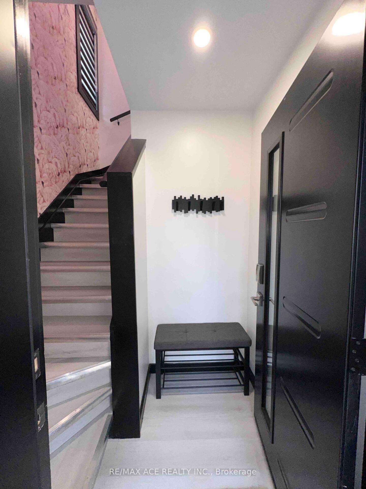 Photo 3 of Unit 2, 4985 Crysler Avenue, Niagara Falls, Downtown — HOMEH