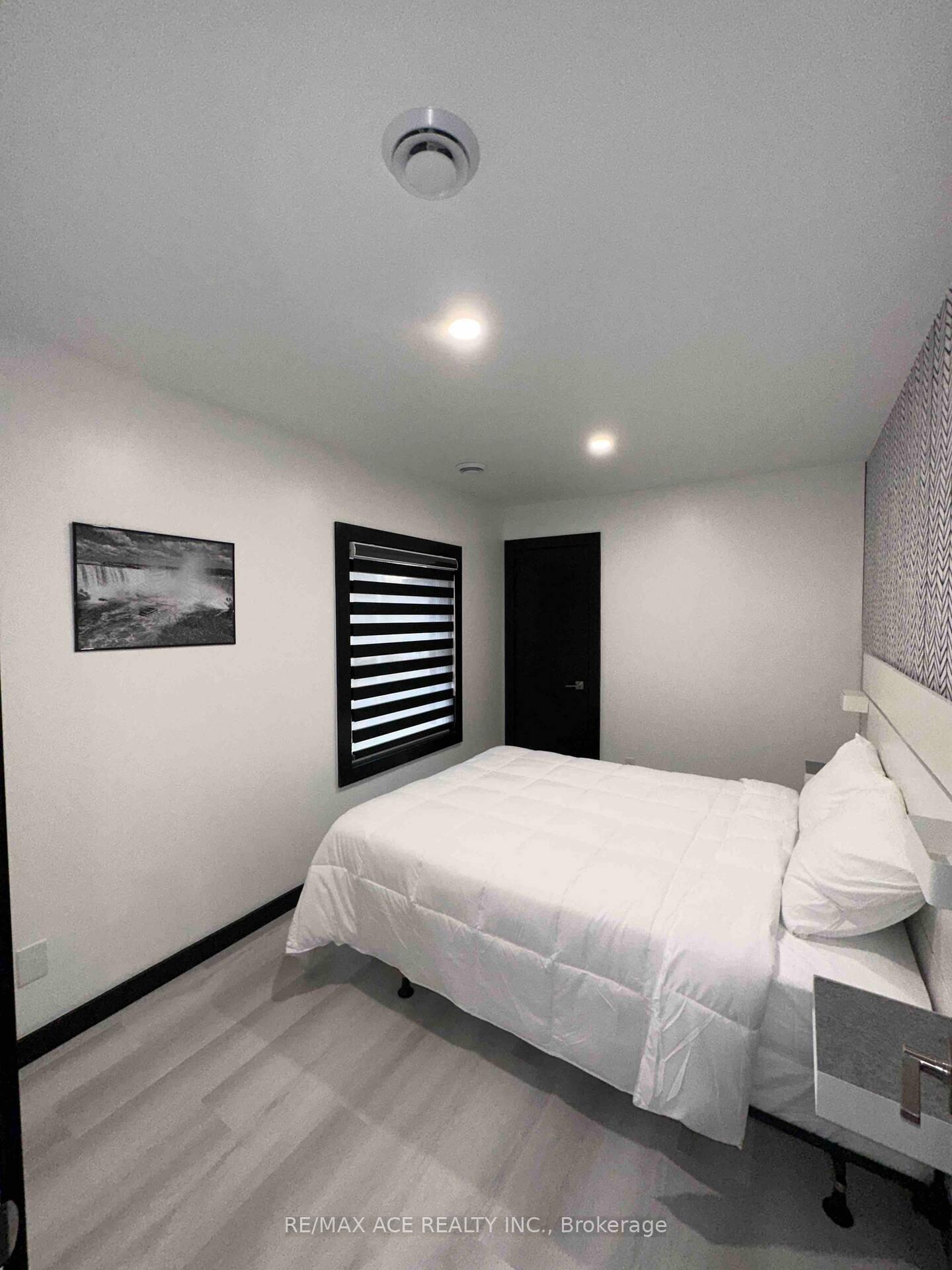 Photo 21 of Unit 2, 4985 Crysler Avenue, Niagara Falls, Downtown — HOMEH