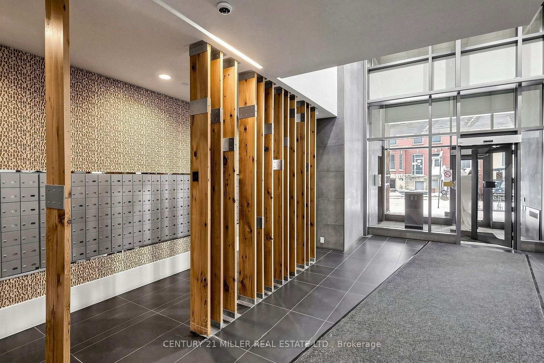 Photo 5 of Unit 3701, 21 Widmer Street, Toronto, Waterfront Communities — HOMEH