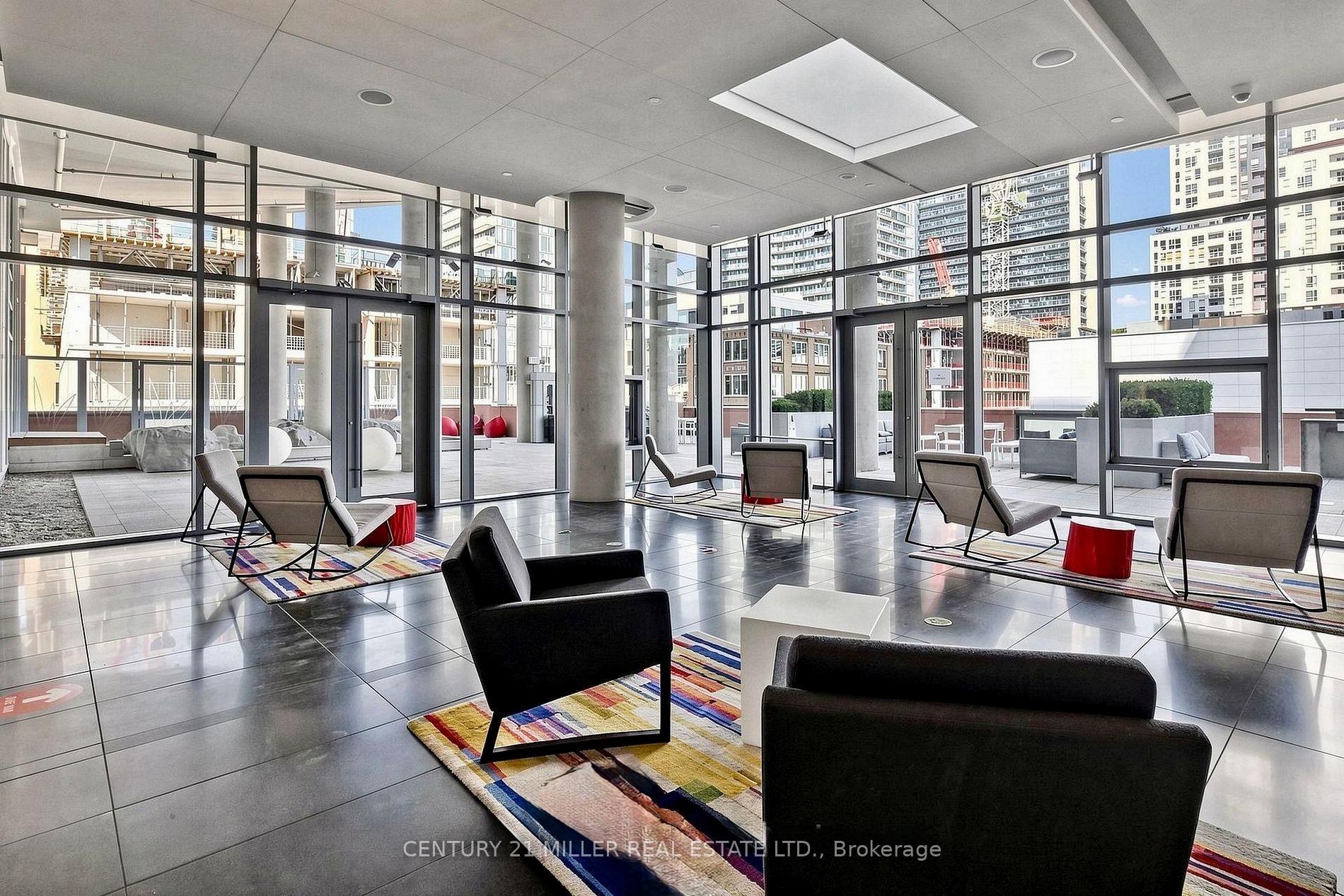 Photo 6 of Unit 3701, 21 Widmer Street, Toronto, Waterfront Communities — HOMEH
