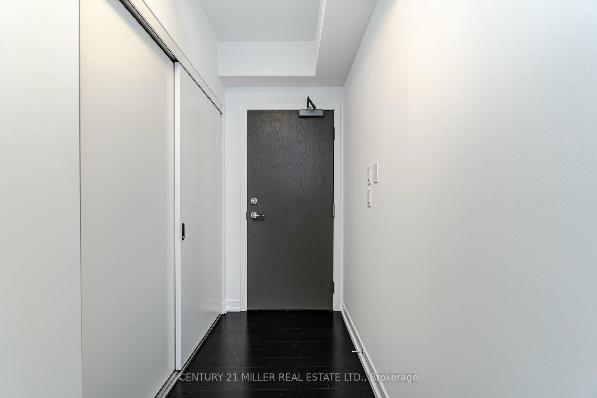 Photo 8 of Unit 3701, 21 Widmer Street, Toronto, Waterfront Communities — HOMEH