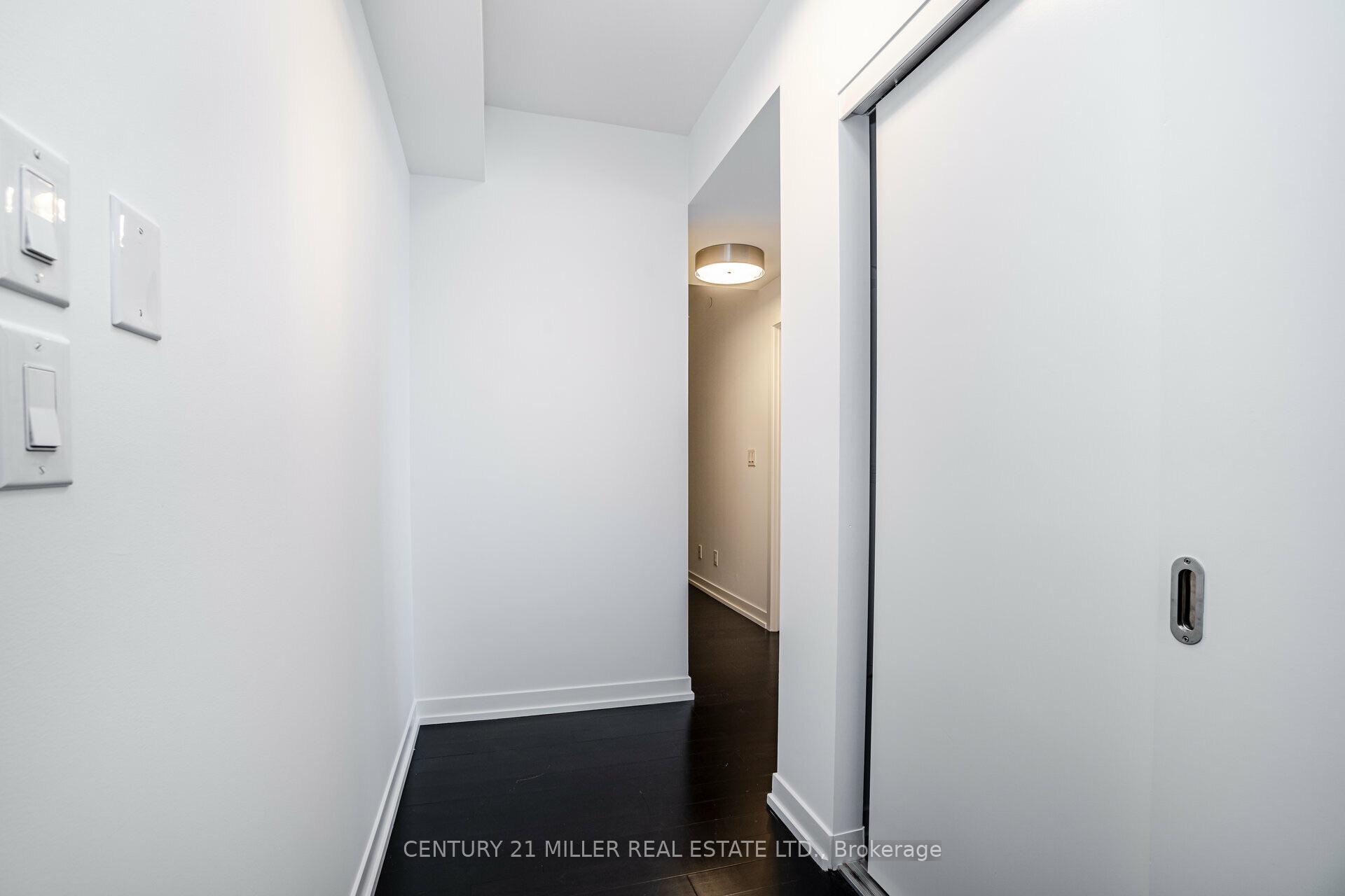 Photo 9 of Unit 3701, 21 Widmer Street, Toronto, Waterfront Communities — HOMEH