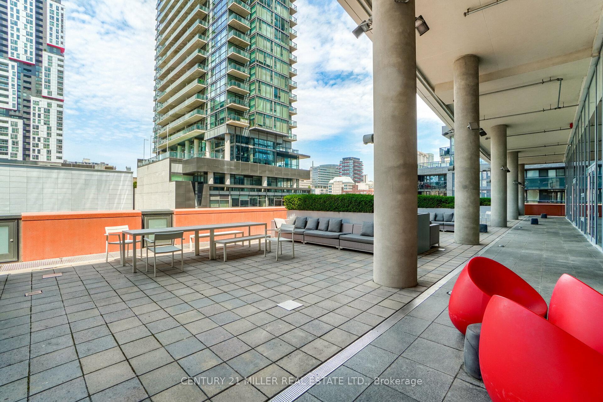 Photo 28 of Unit 3701, 21 Widmer Street, Toronto, Waterfront Communities — HOMEH