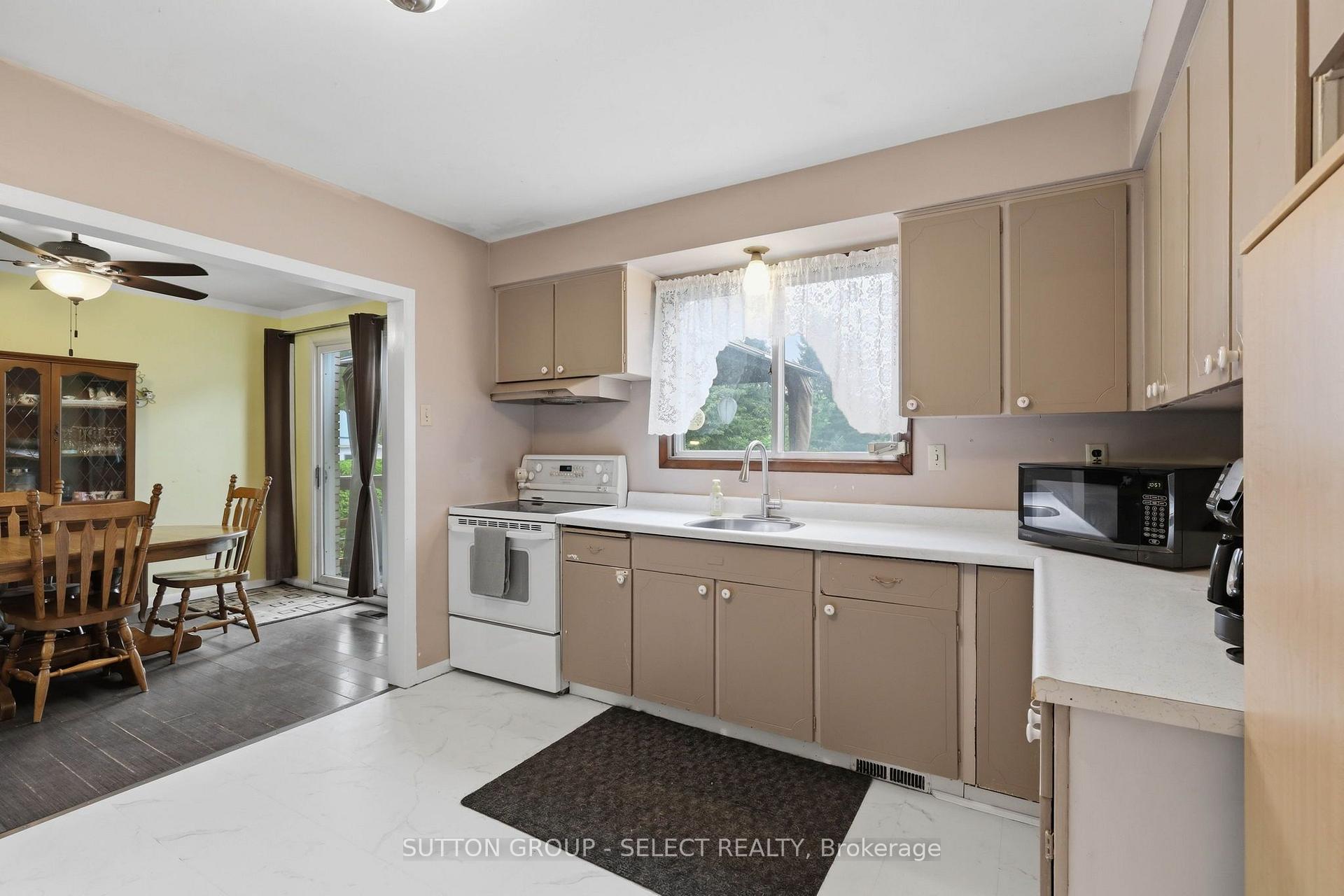 Photo 16 of 44 South Edgeware Road, St. Thomas — HOMEH