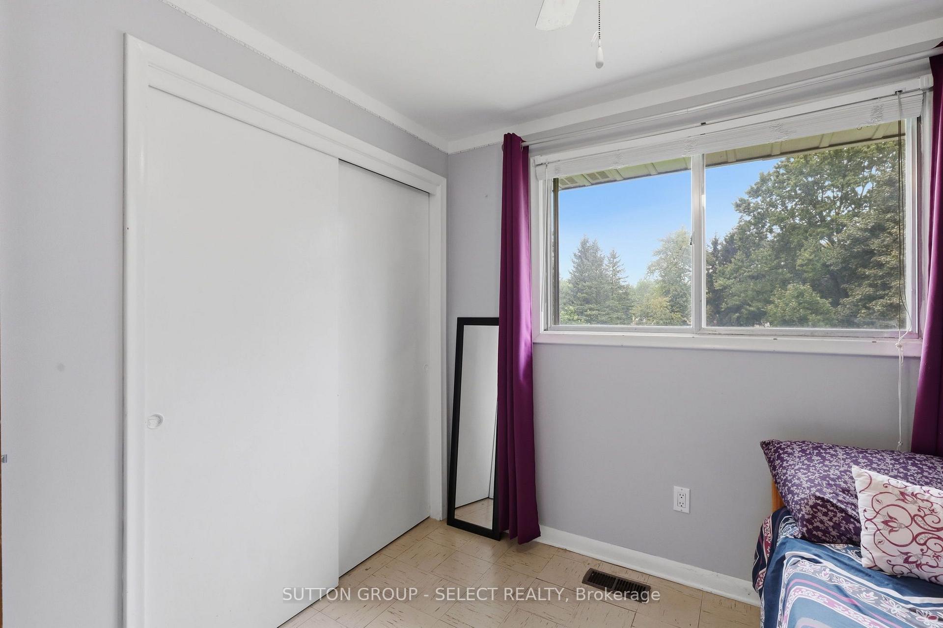 Photo 30 of 44 South Edgeware Road, St. Thomas — HOMEH