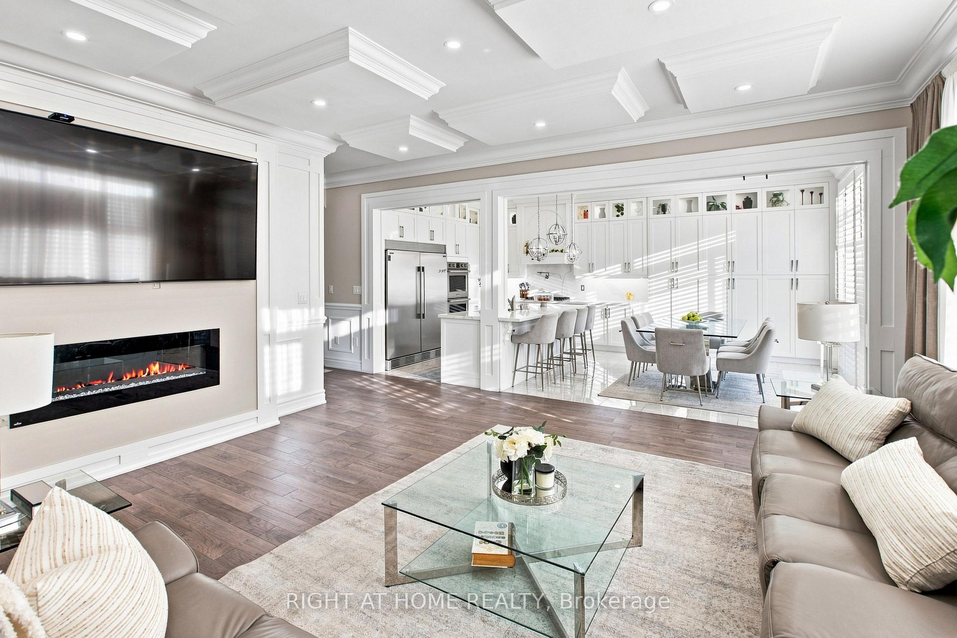 Photo 12 of 2349 Dress Circle Crescent, Oshawa, Windfields — HOMEH