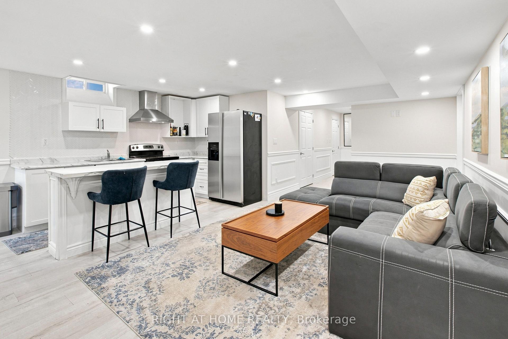 Photo 42 of 2349 Dress Circle Crescent, Oshawa, Windfields — HOMEH