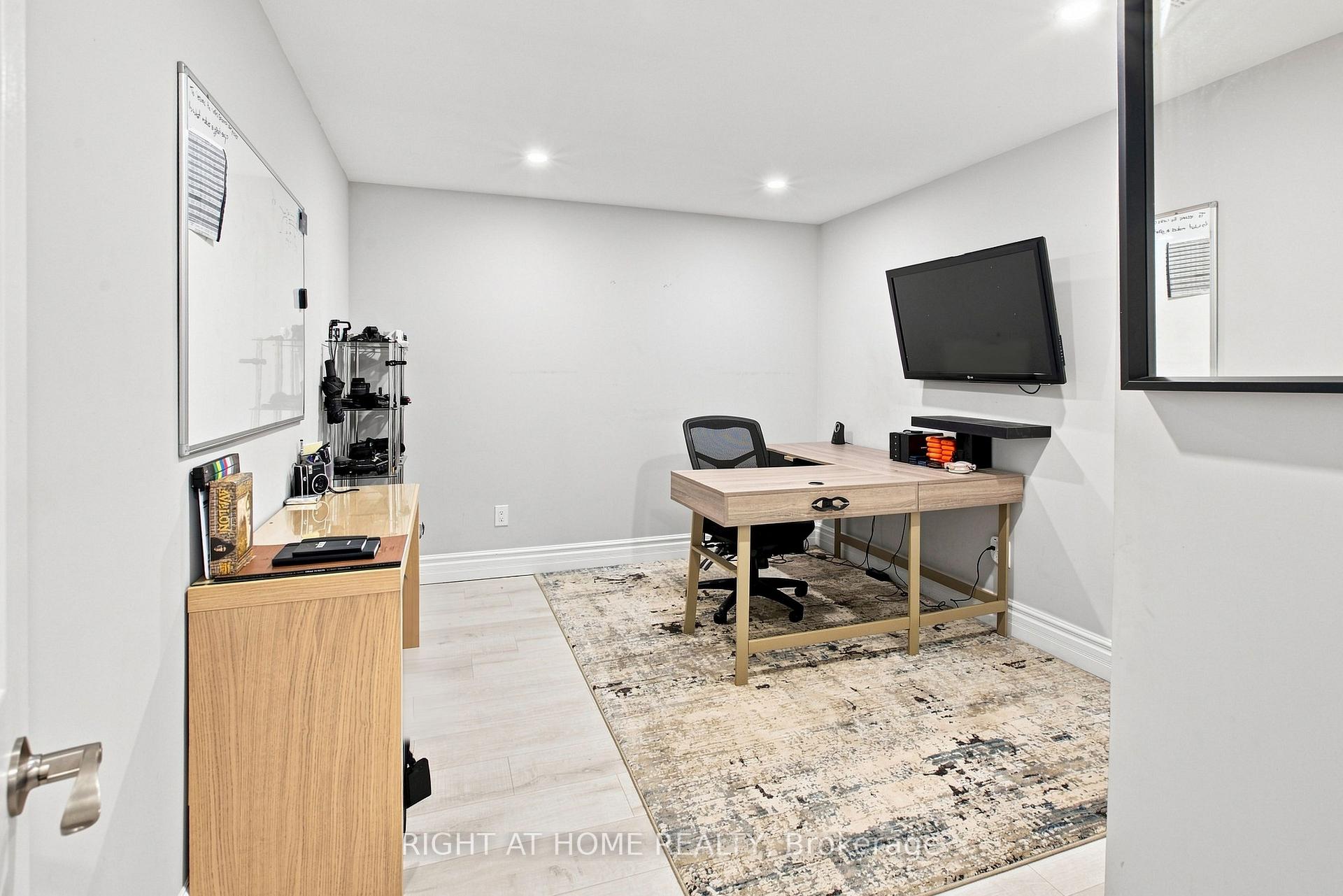 Photo 47 of 2349 Dress Circle Crescent, Oshawa, Windfields — HOMEH