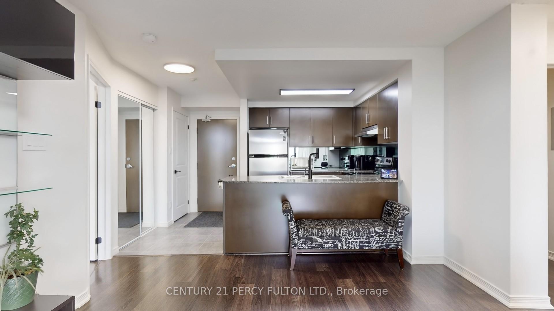 Photo 8 of Unit 1612, 9 George Street N, Brampton, Downtown Brampton — HOMEH