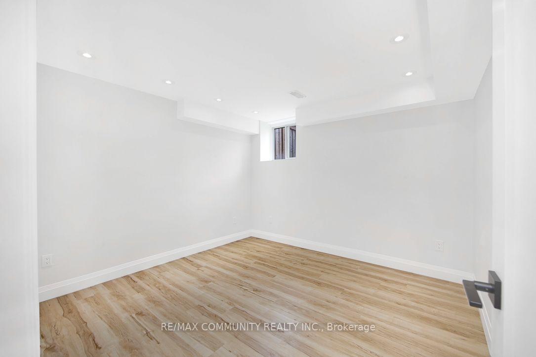 Photo 13 of Unit Bsmt, 2447 Moonlight Crescent, Pickering, Rural Pickering — HOMEH