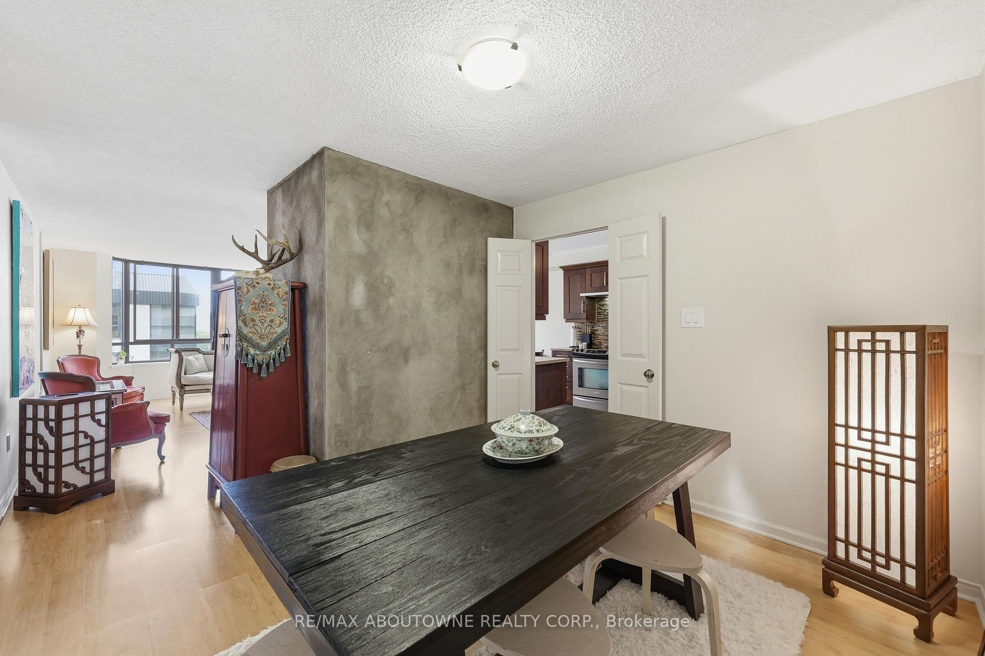 Photo 17 of Unit 1003, 280 Simcoe Street, Toronto, Kensington-Chinatown — HOMEH