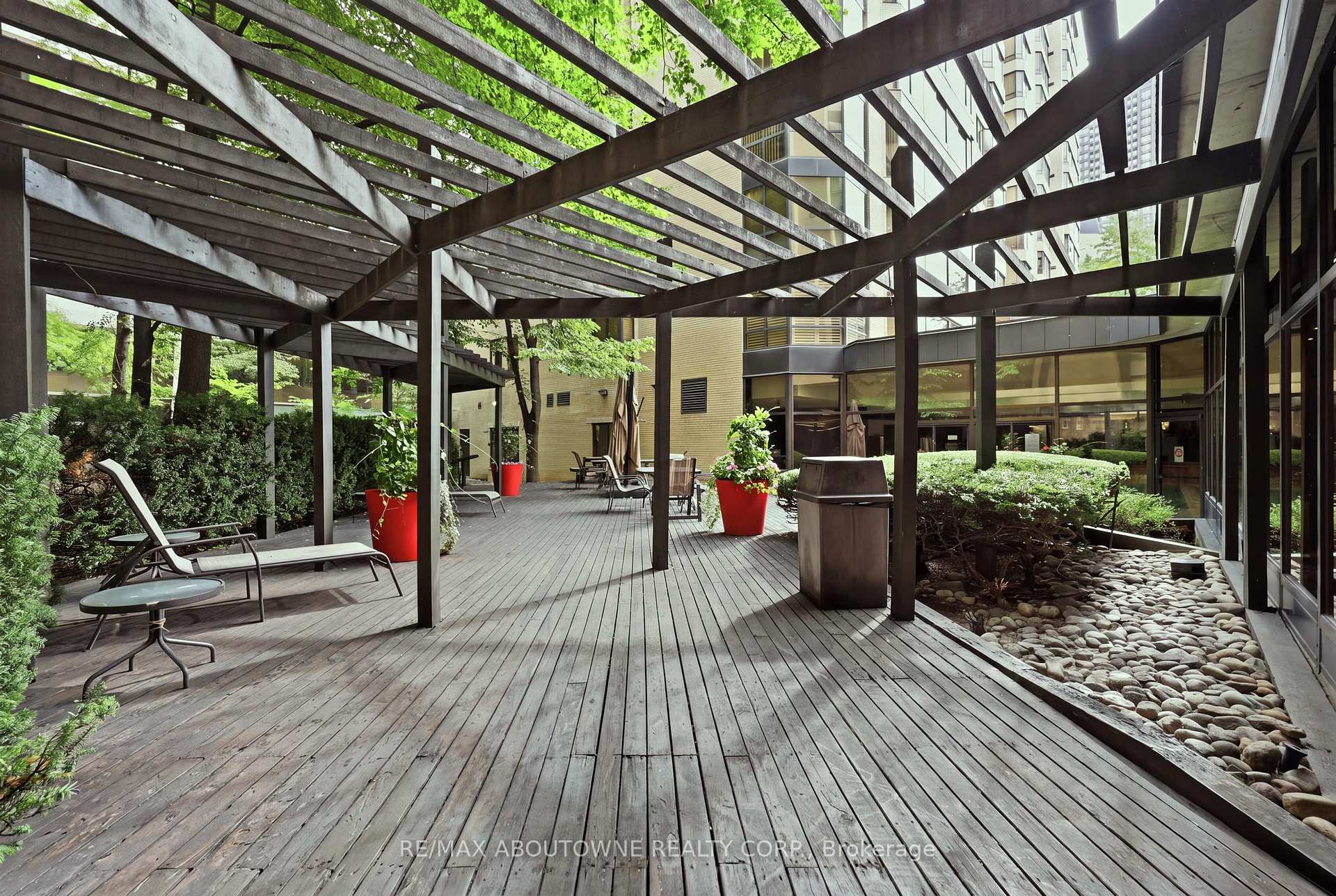 Photo 36 of Unit 1003, 280 Simcoe Street, Toronto, Kensington-Chinatown — HOMEH