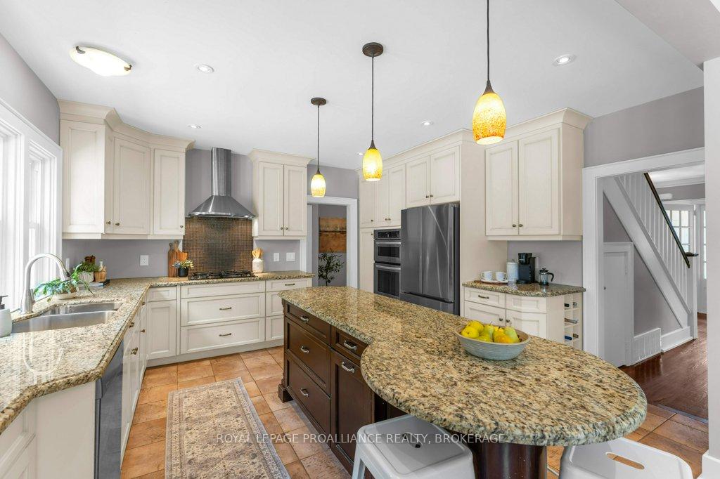 Photo 12 of 609 Earl Street, Kingston, Central City East — HOMEH