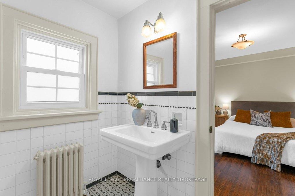 Photo 29 of 609 Earl Street, Kingston, Central City East — HOMEH