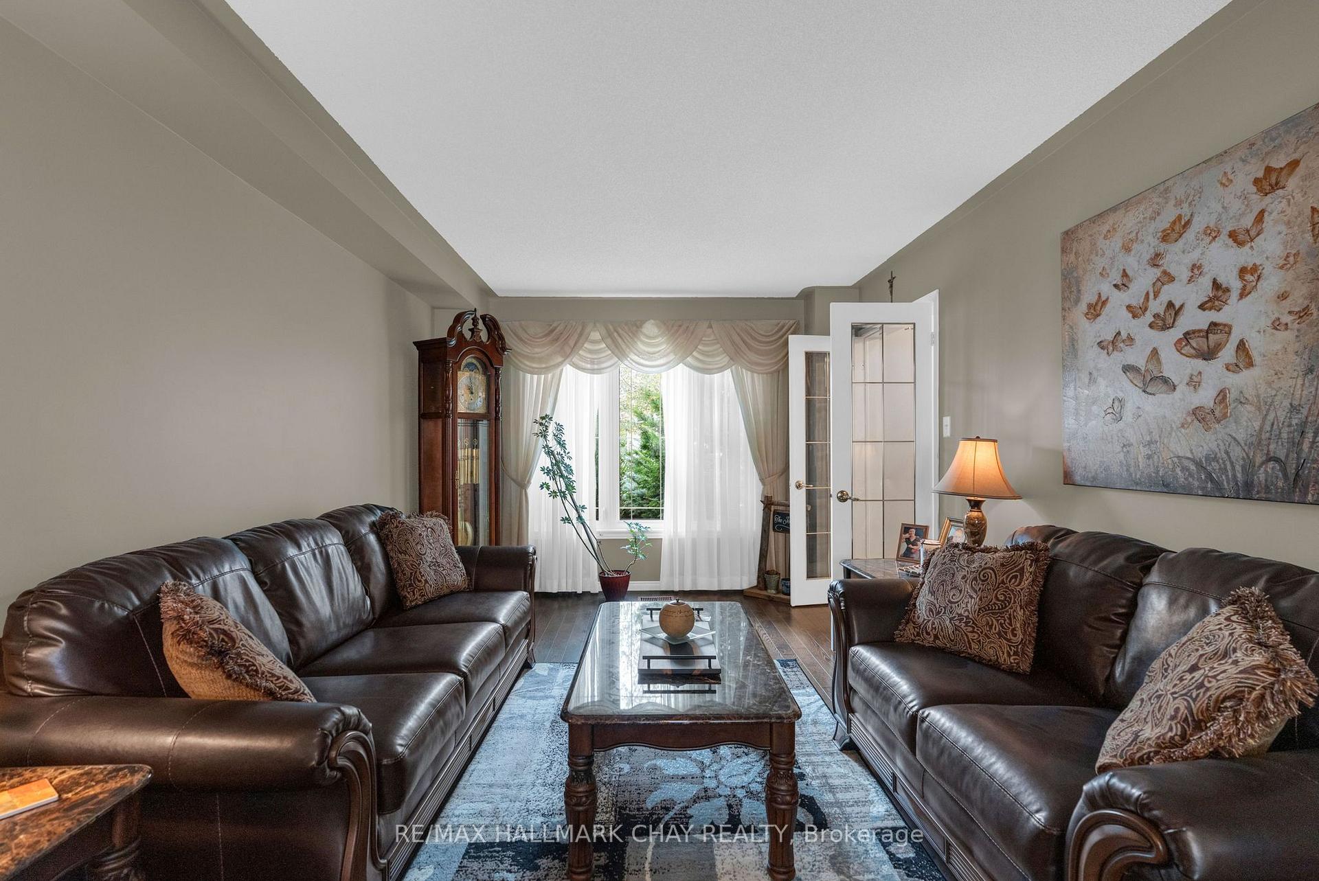 Photo 14 of 73 Brown Street, Barrie, Holly — HOMEH