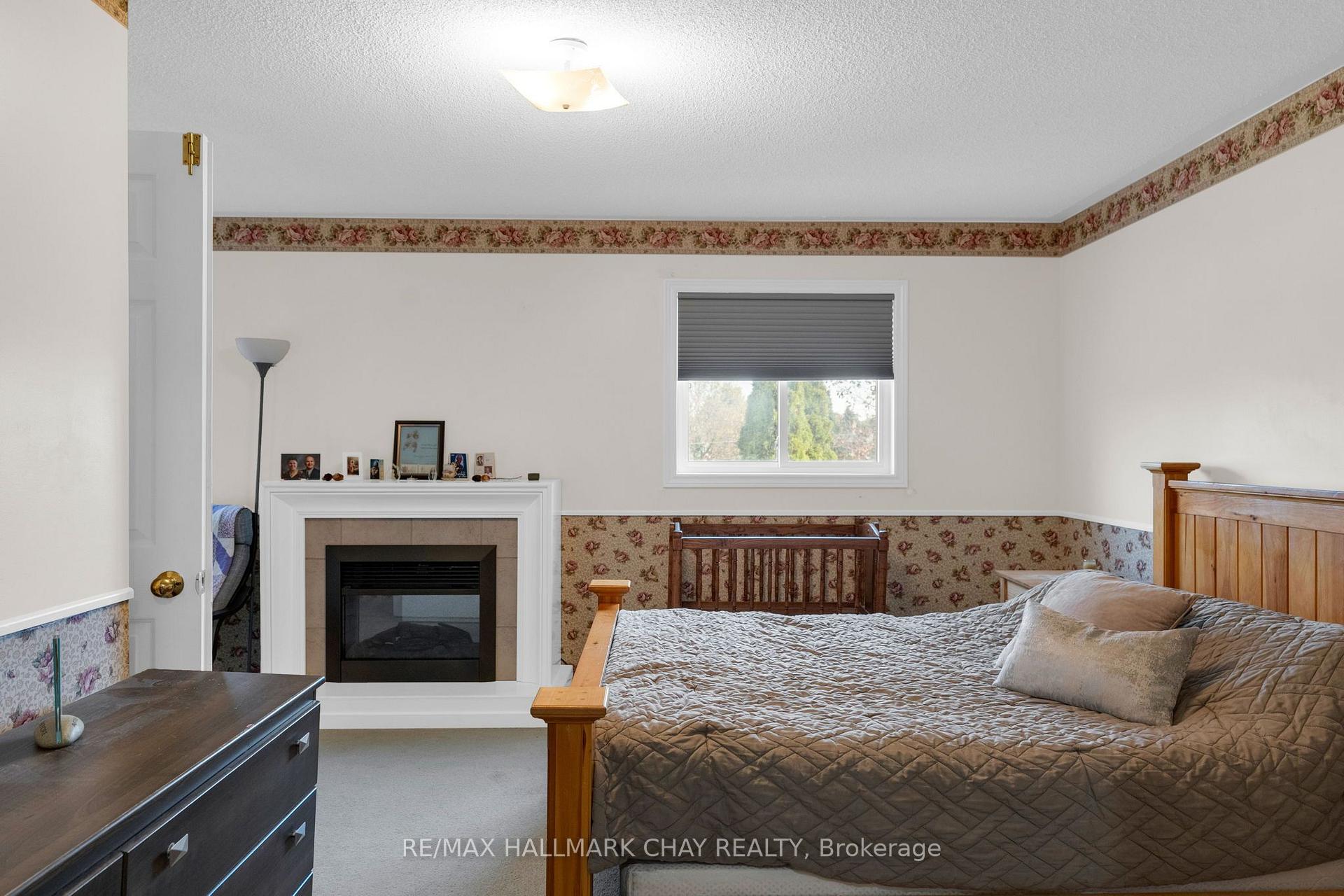 Photo 25 of 73 Brown Street, Barrie, Holly — HOMEH