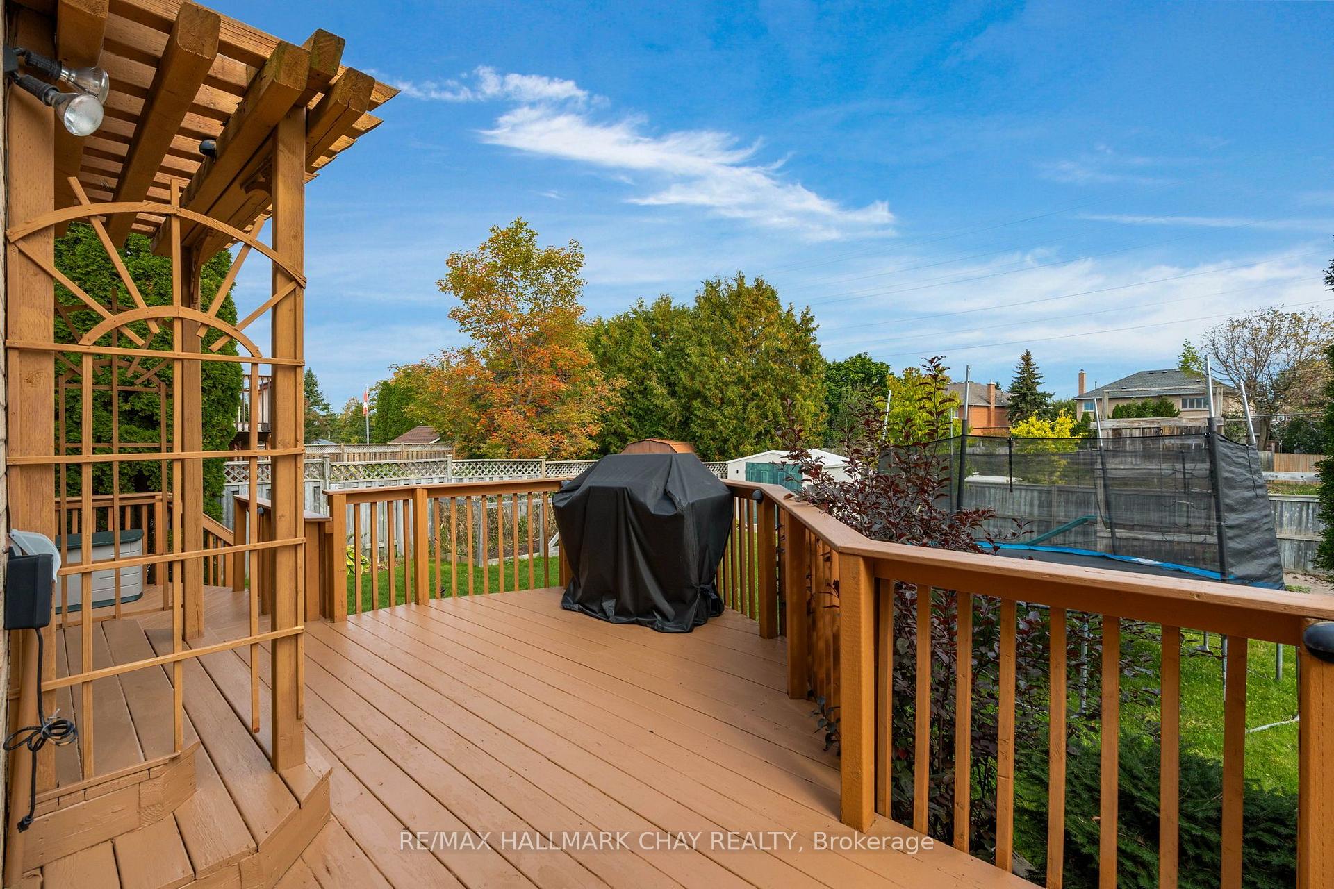 Photo 36 of 73 Brown Street, Barrie, Holly — HOMEH