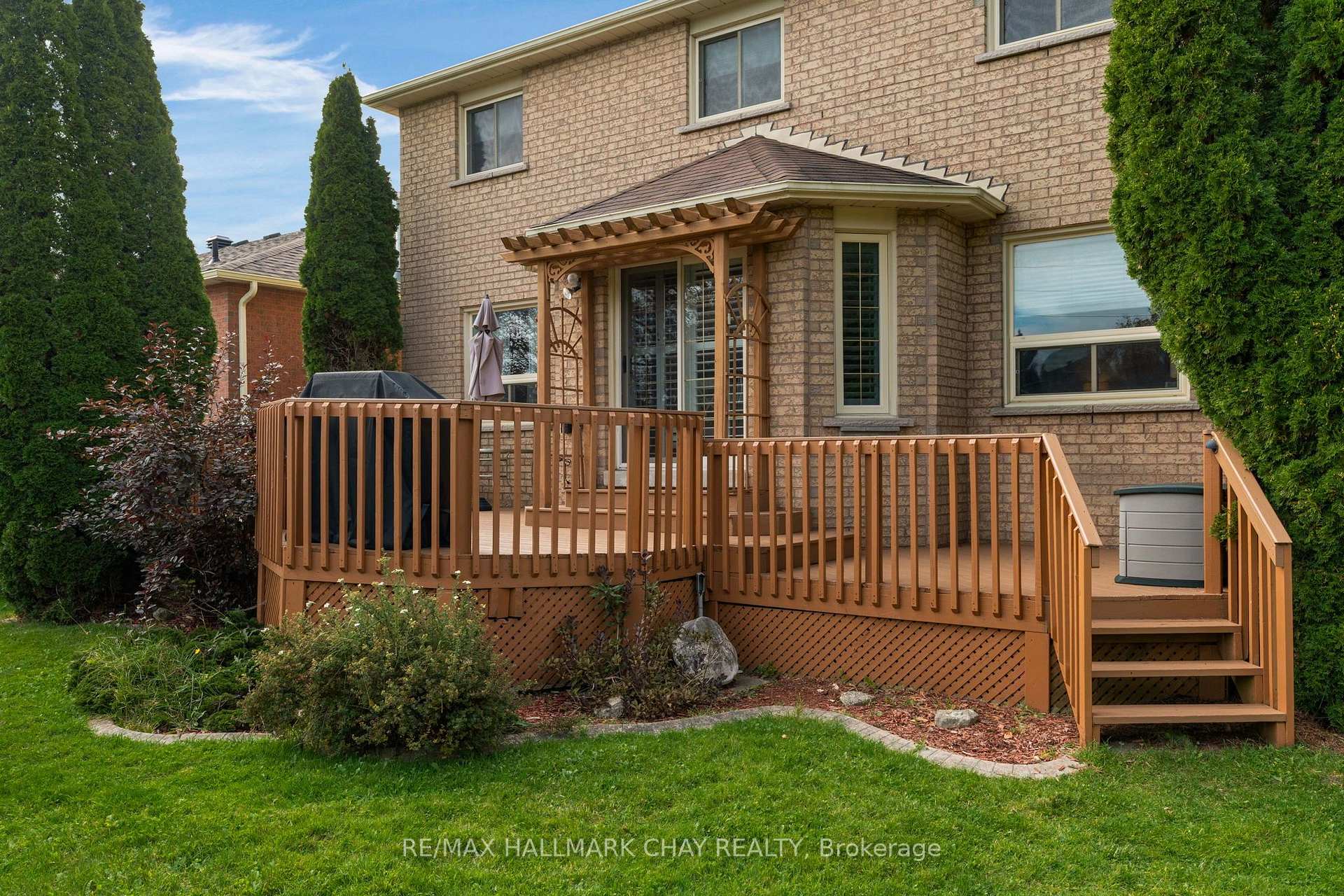 Photo 37 of 73 Brown Street, Barrie, Holly — HOMEH