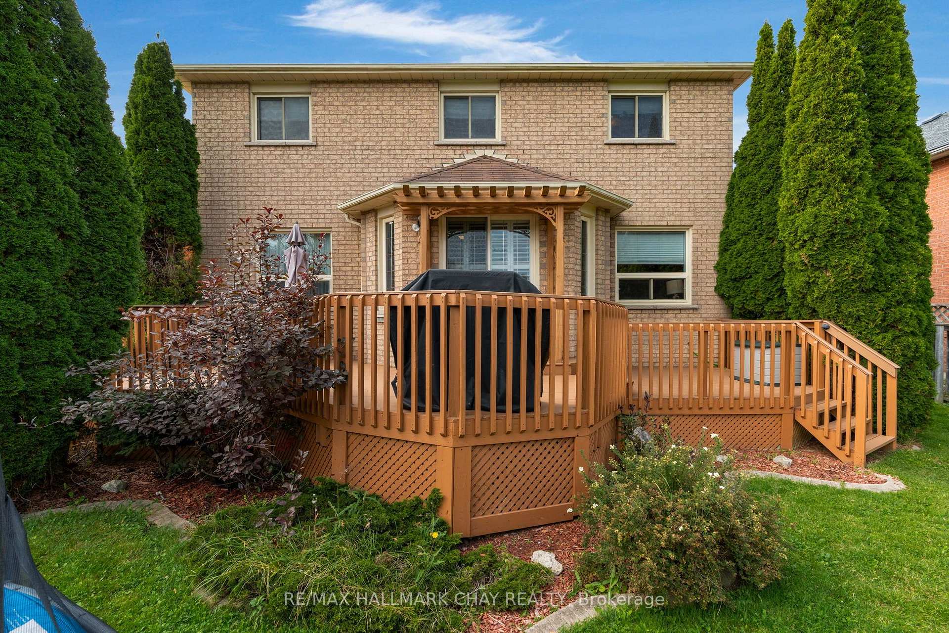 Photo 38 of 73 Brown Street, Barrie, Holly — HOMEH