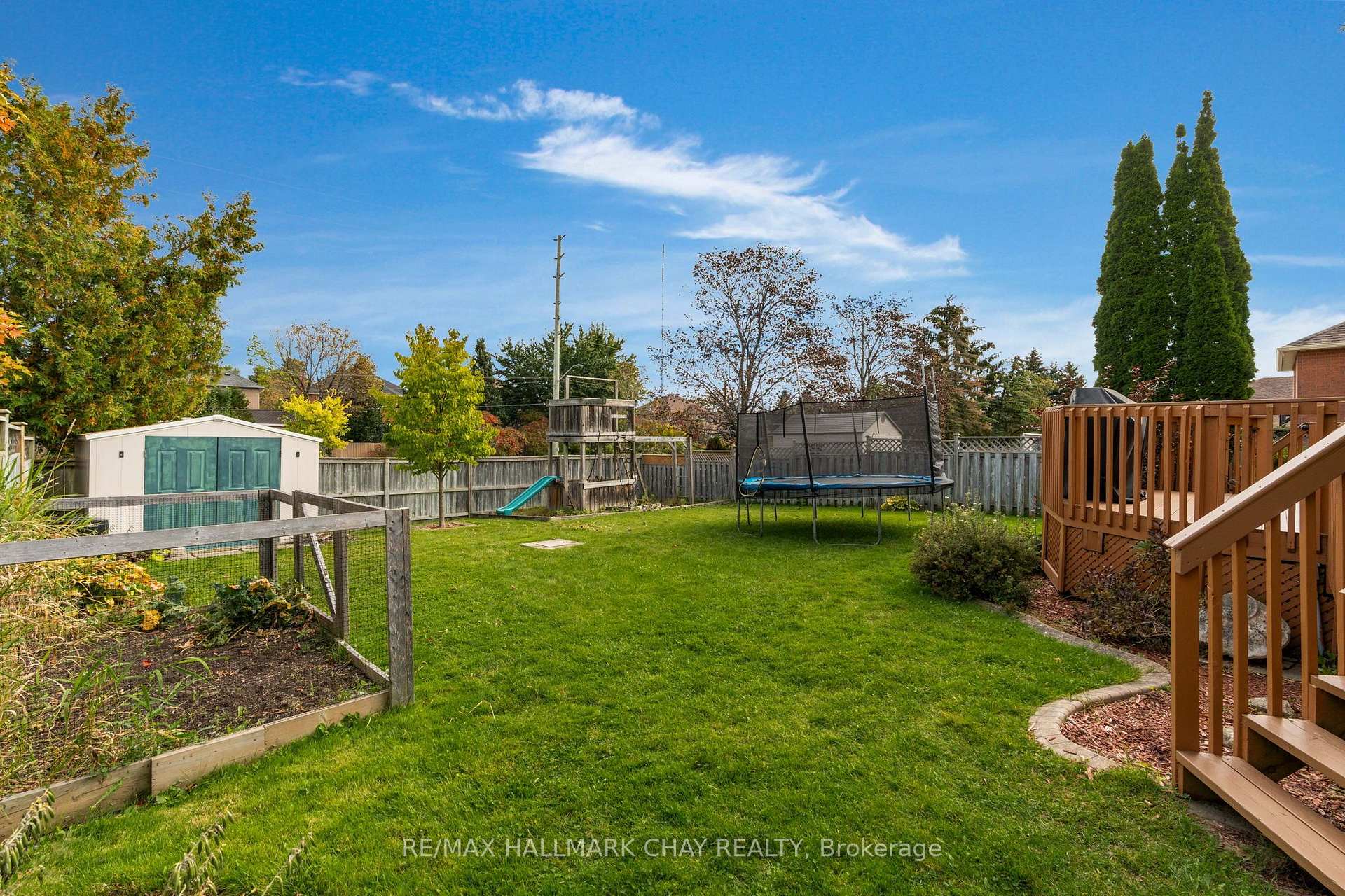 Photo 39 of 73 Brown Street, Barrie, Holly — HOMEH