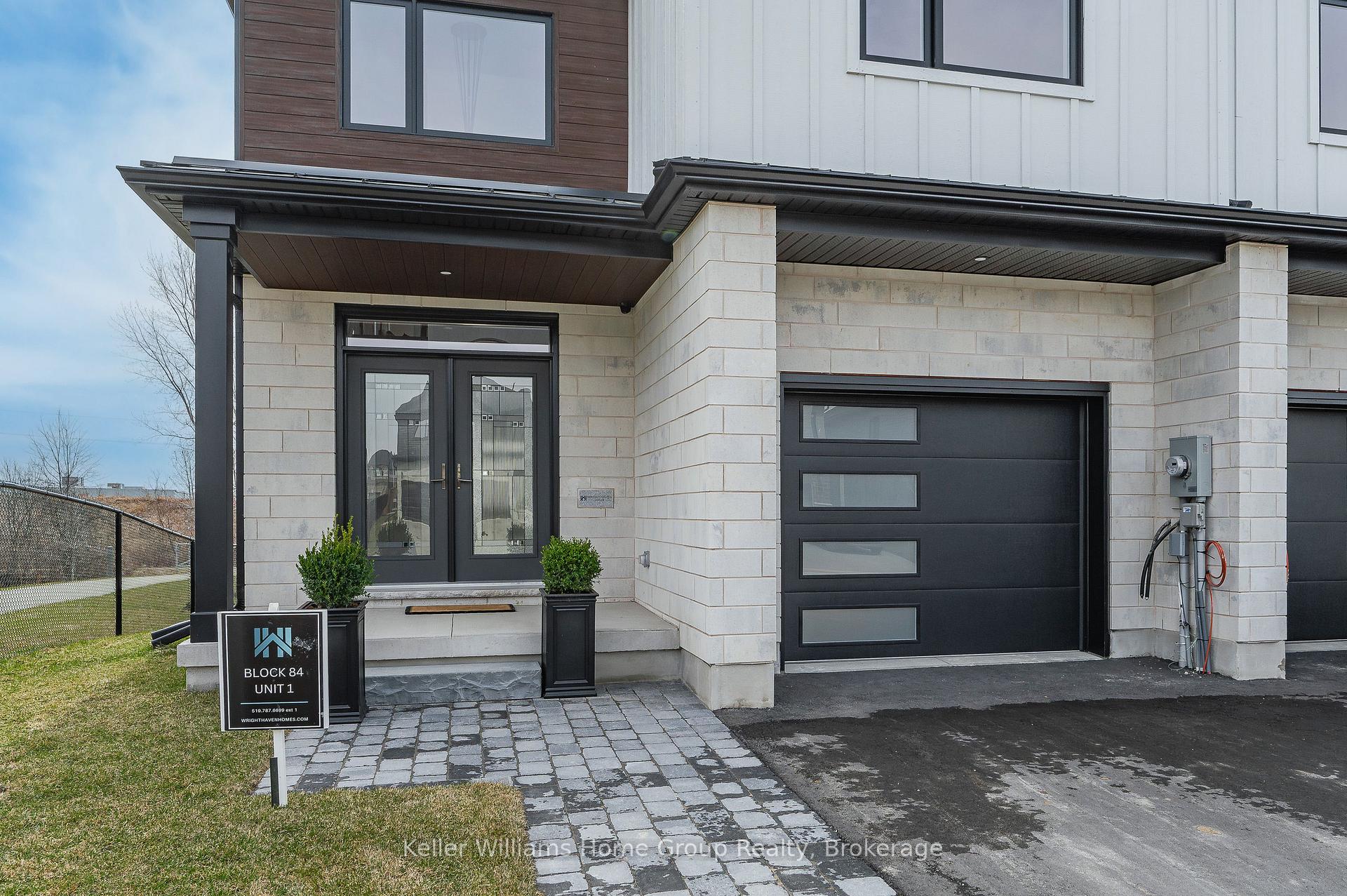 Photo 6 of 39 Halls Drive, Centre Wellington, Elora/Salem — HOMEH
