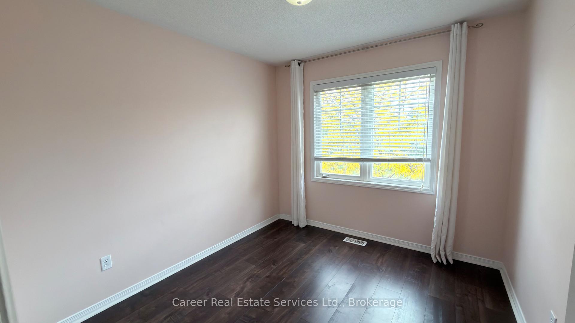 Photo 15 of 123 Silverwood Circle, Ajax, Central East — HOMEH