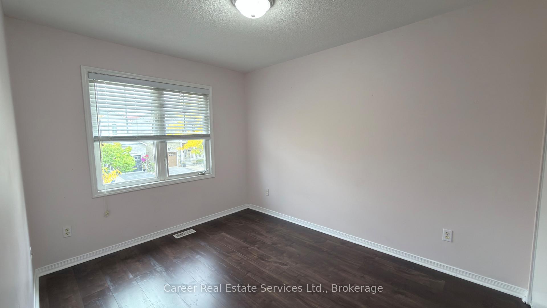 Photo 17 of 123 Silverwood Circle, Ajax, Central East — HOMEH