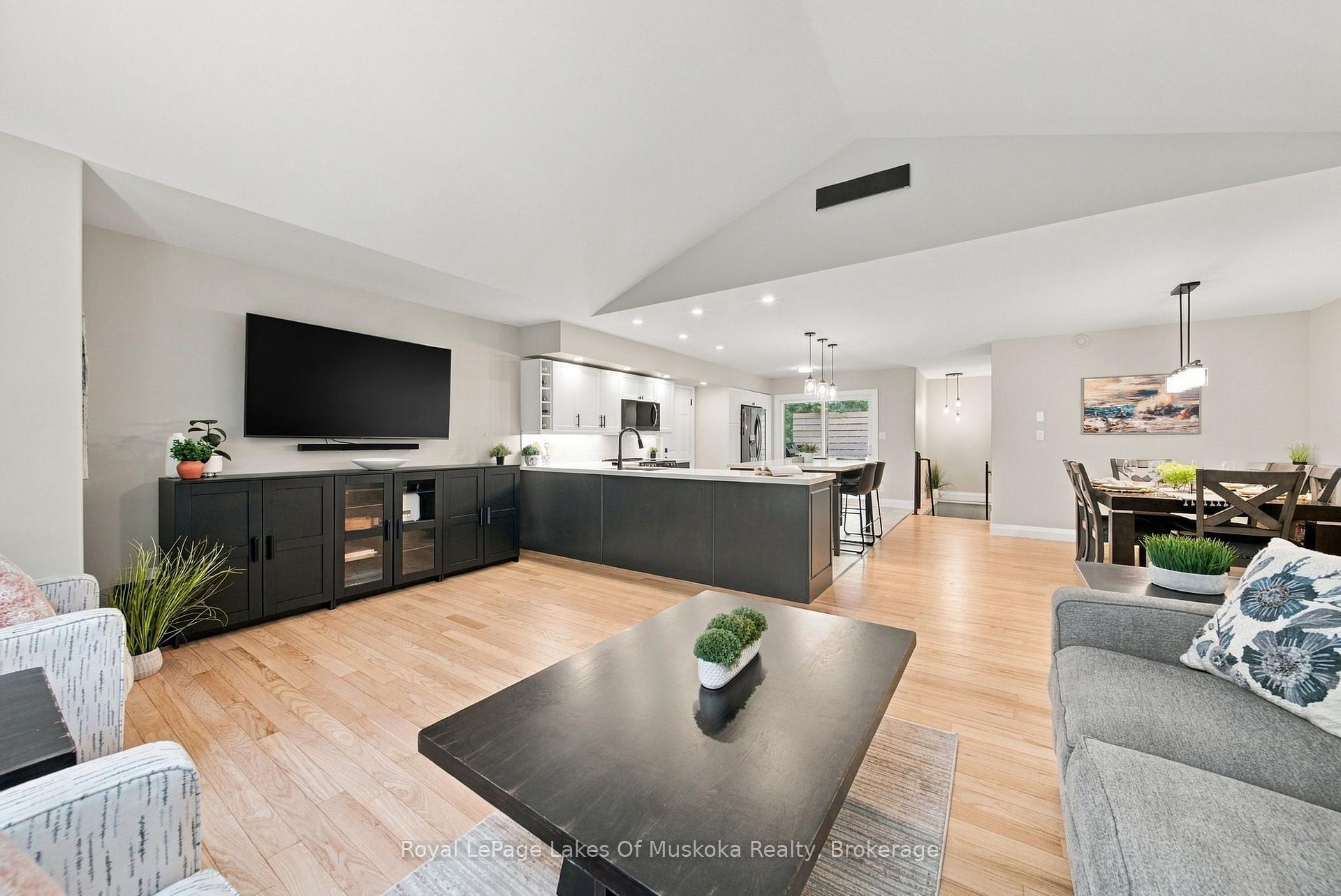 Photo 17 of 1002 Joseph Place, Gravenhurst, Morrison — HOMEH