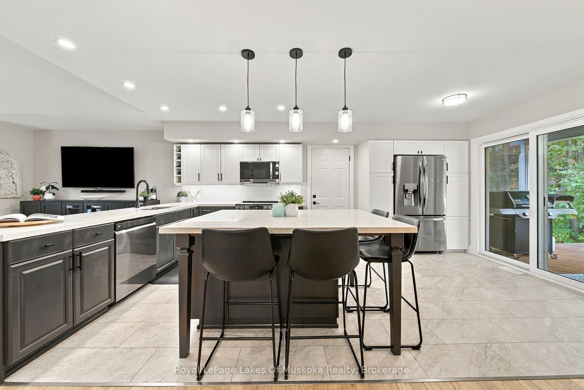 Photo 22 of 1002 Joseph Place, Gravenhurst, Morrison — HOMEH