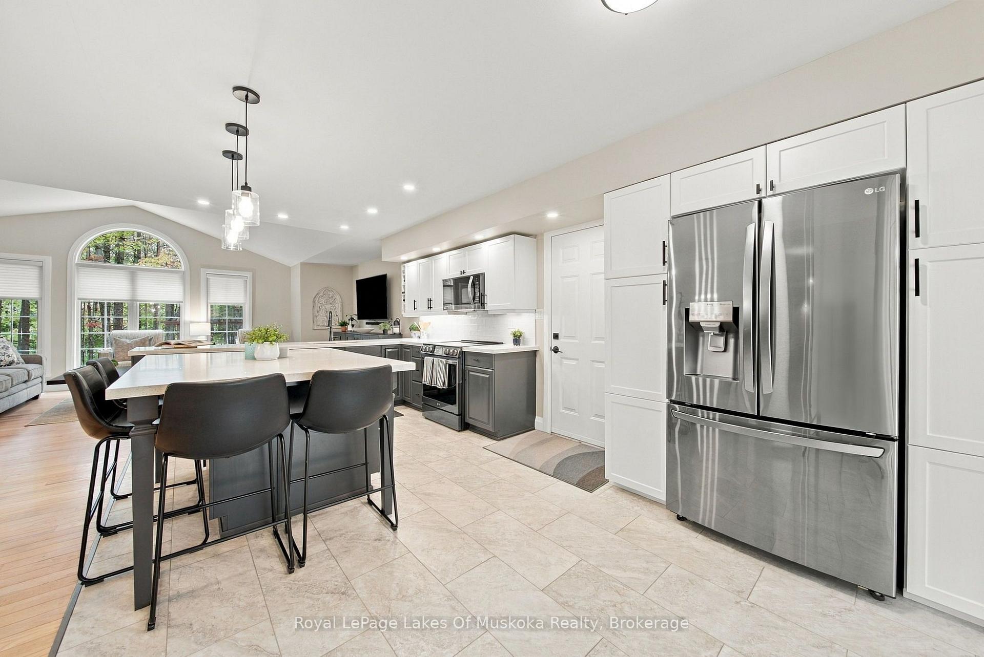 Photo 23 of 1002 Joseph Place, Gravenhurst, Morrison — HOMEH