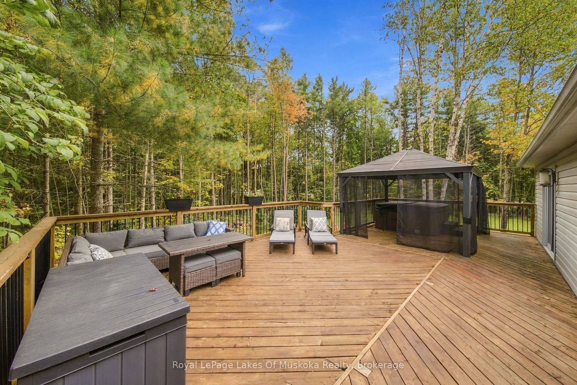 Photo 37 of 1002 Joseph Place, Gravenhurst, Morrison — HOMEH