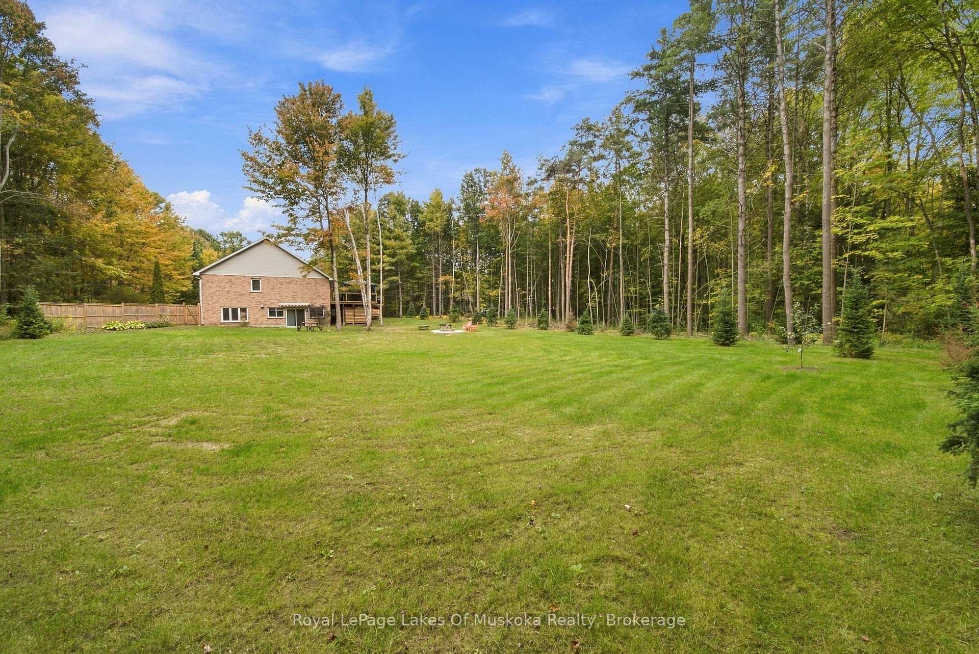 Photo 43 of 1002 Joseph Place, Gravenhurst, Morrison — HOMEH