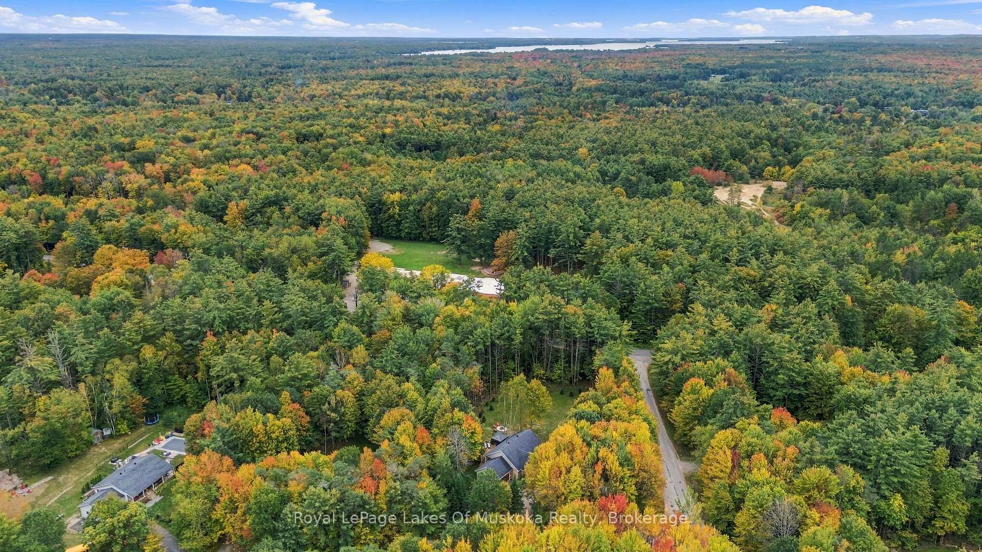 Photo 45 of 1002 Joseph Place, Gravenhurst, Morrison — HOMEH