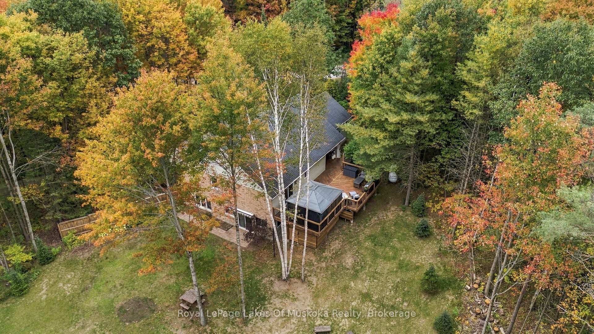 Photo 47 of 1002 Joseph Place, Gravenhurst, Morrison — HOMEH