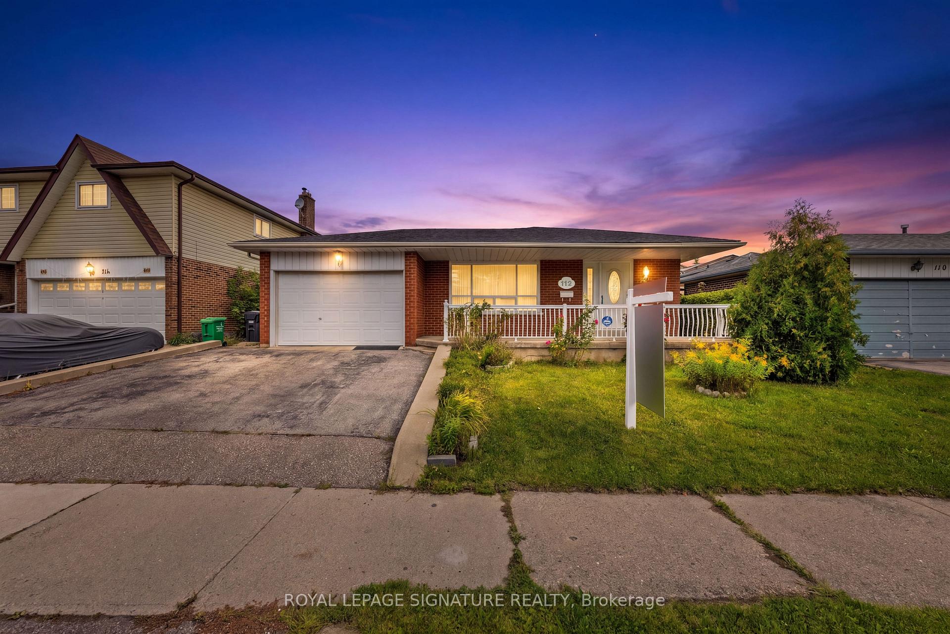 Front of 112 Kingswood Drive