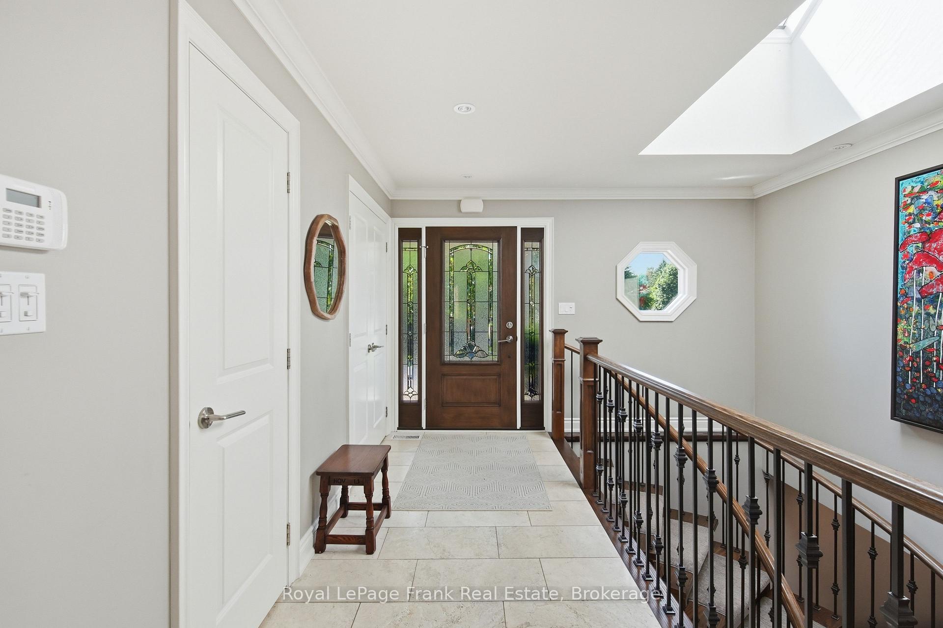 Photo 5 of 5 Craig Court, Clarington, Bowmanville — HOMEH
