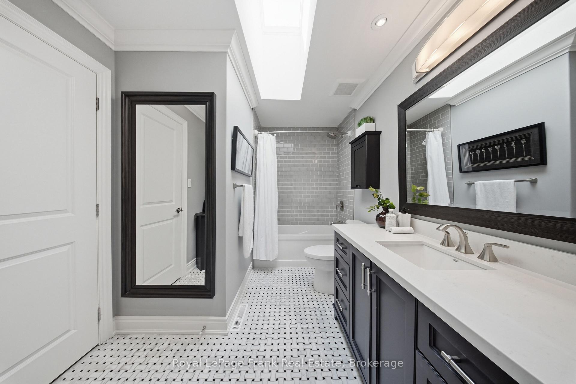 Photo 23 of 5 Craig Court, Clarington, Bowmanville — HOMEH