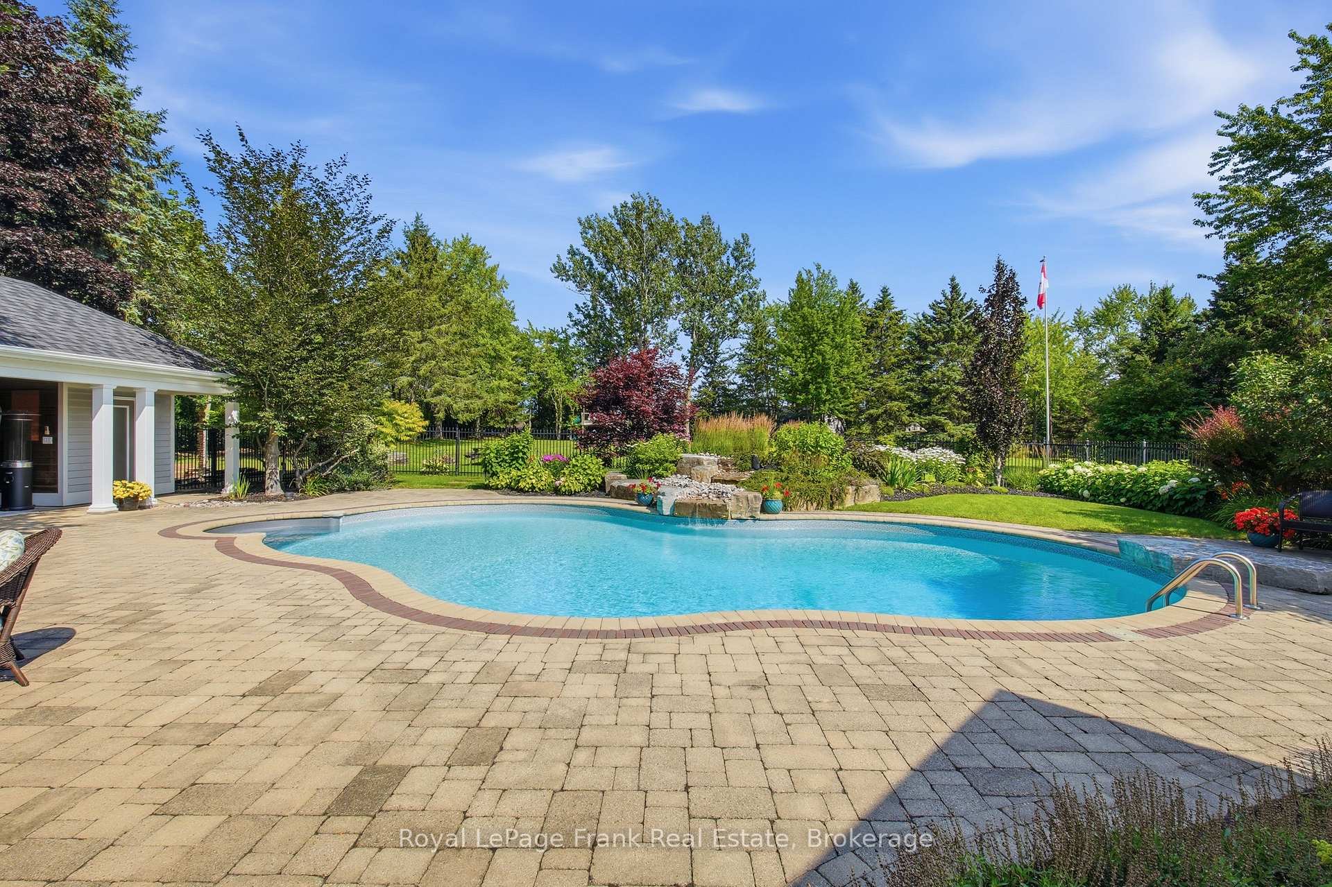 Photo 40 of 5 Craig Court, Clarington, Bowmanville — HOMEH