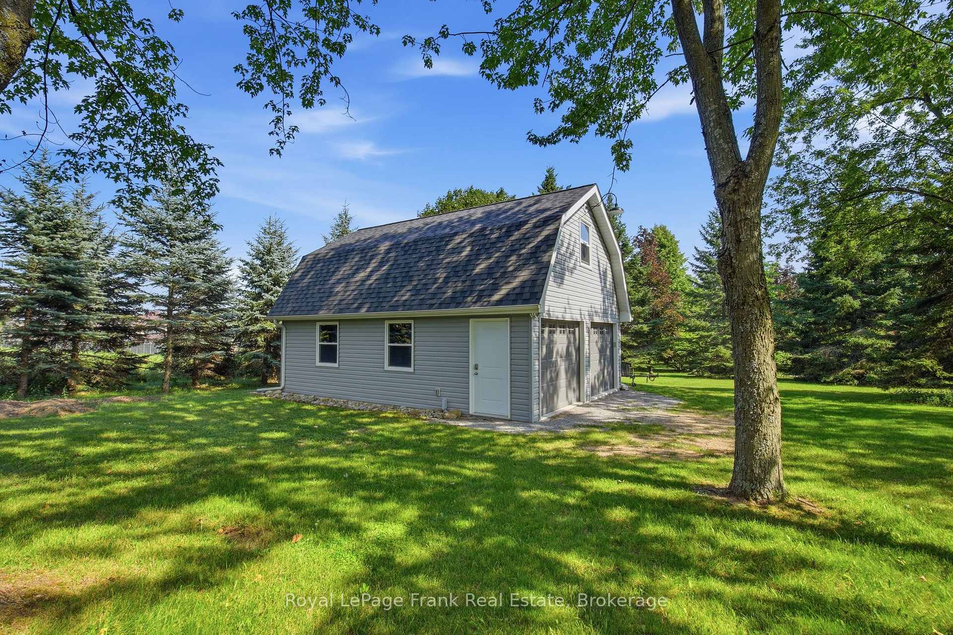 Photo 49 of 5 Craig Court, Clarington, Bowmanville — HOMEH